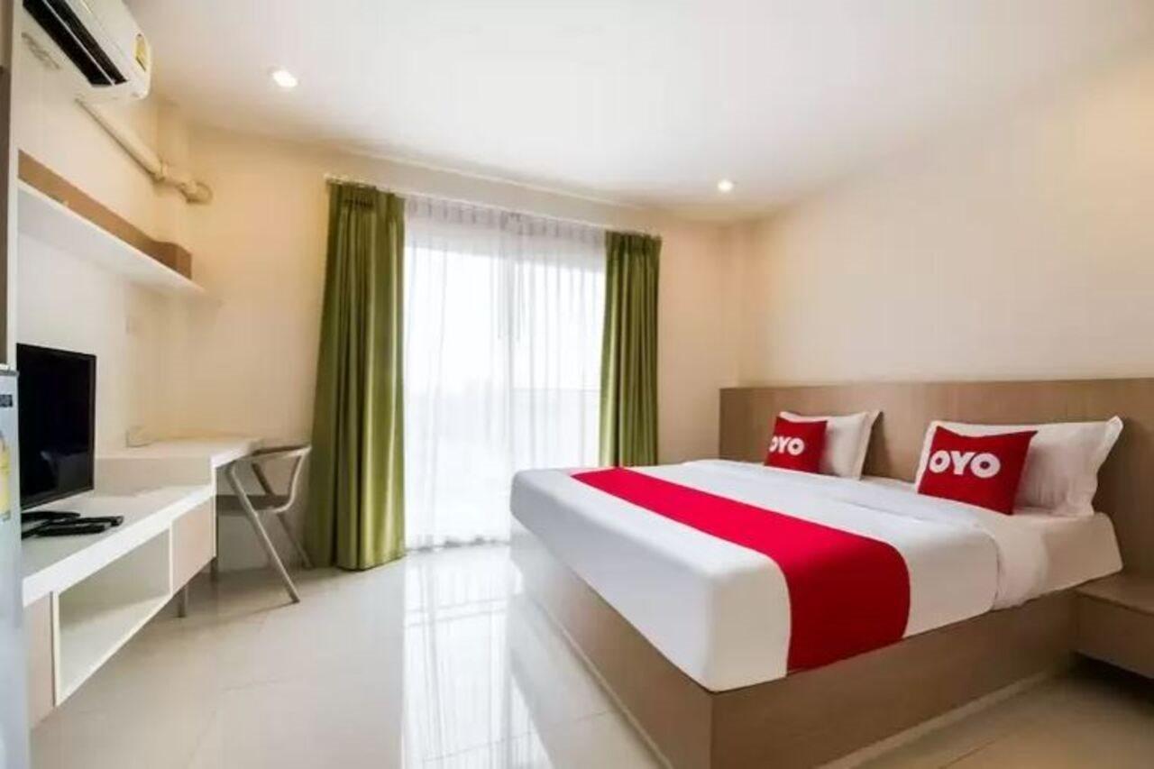 Oyo 306 Paradise Park Laemchabang Си Рача Екстериор снимка